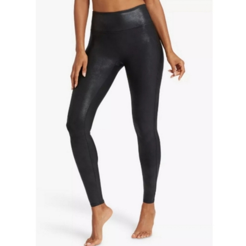 SPANX Faux Leather Leggings Size Medium